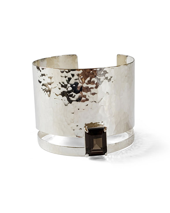 hammered cuff in smoky quartz