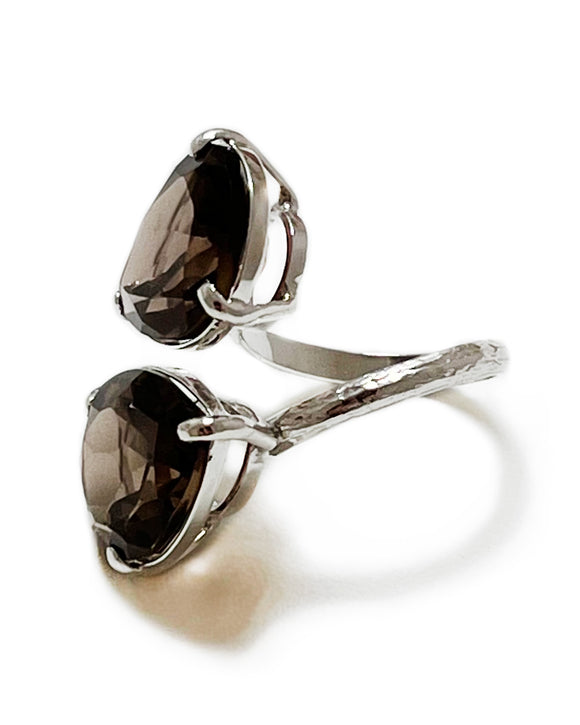 moi et toi pear smoky quartz ring